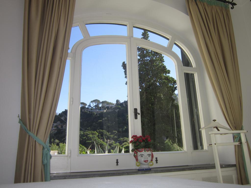 קאפרי Casa Del Solitario חדר תמונה